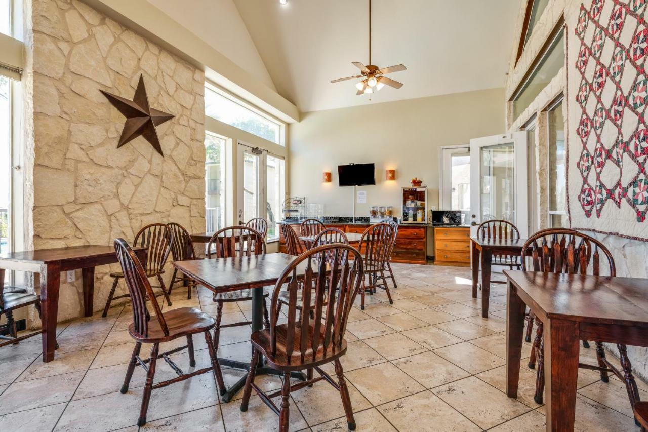 Mountain Star Lodge Austin Dış mekan fotoğraf